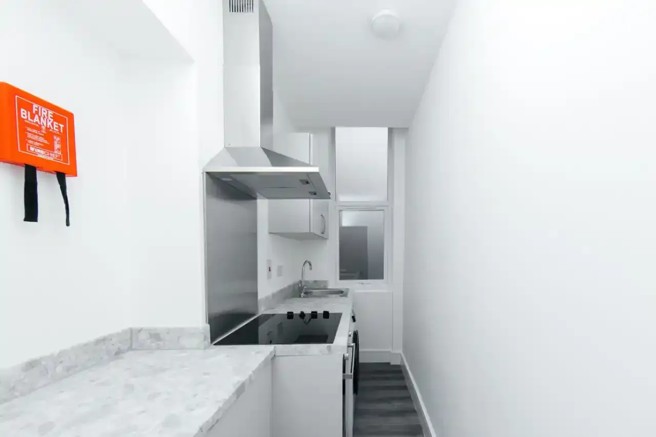 Hackney Conversion — image 5